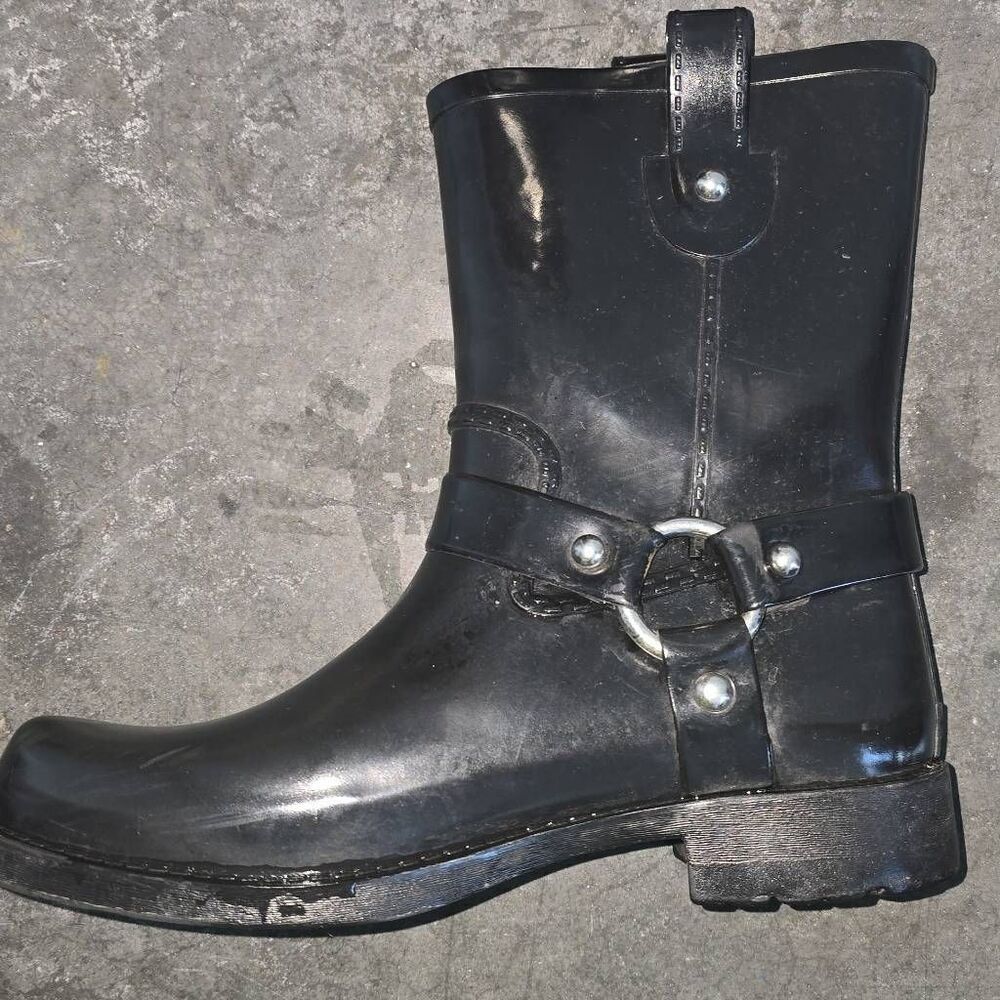 Michael Kors Ridley Rain Boot - Picture 3 of 8